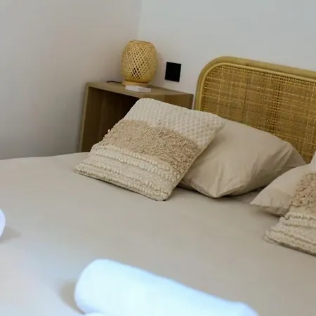 La Petite Maison Du Rouet Appartement